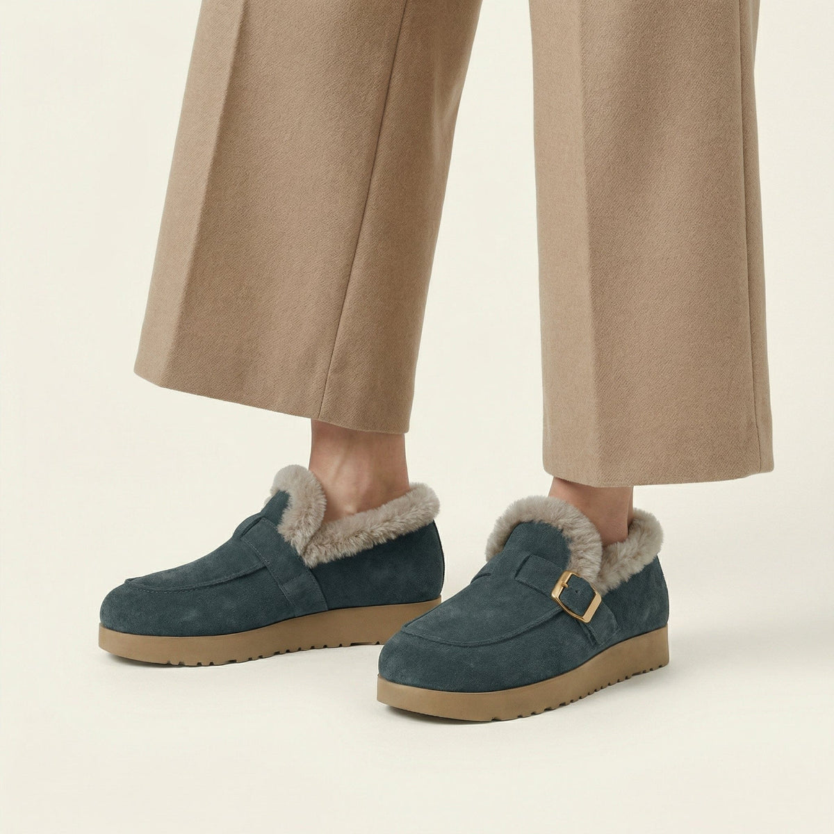 Women's Plush-Lined Suede Platform Loafer Slipper