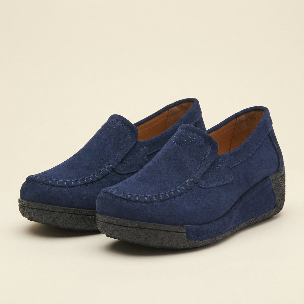 Women's Velvet-Touch Leather Wedge Loafer