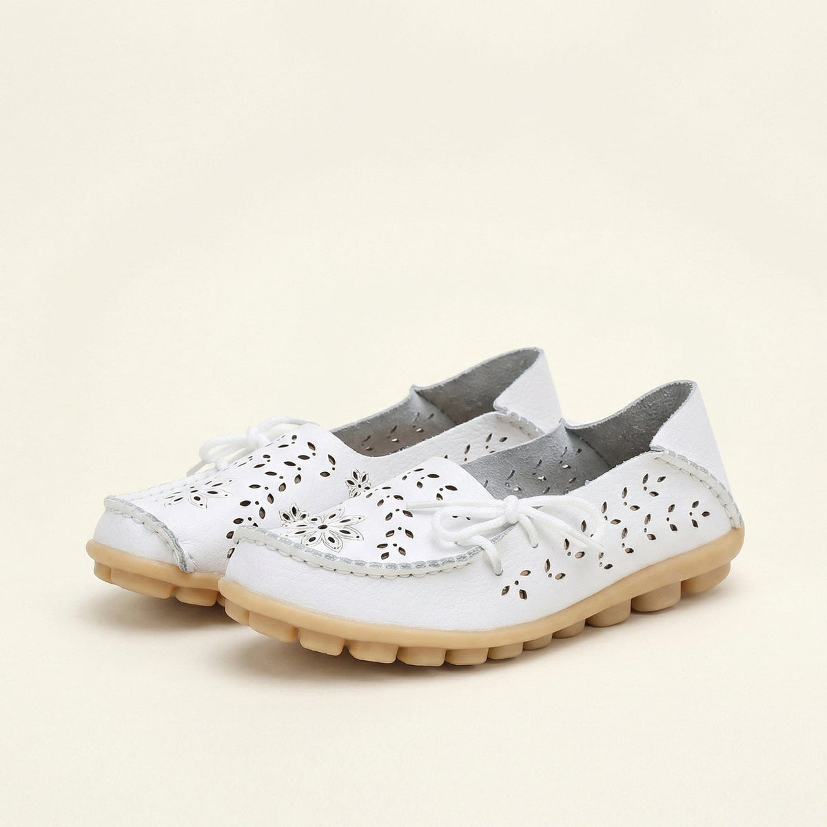 Women's Perforated Lace-Up Driving Loafer