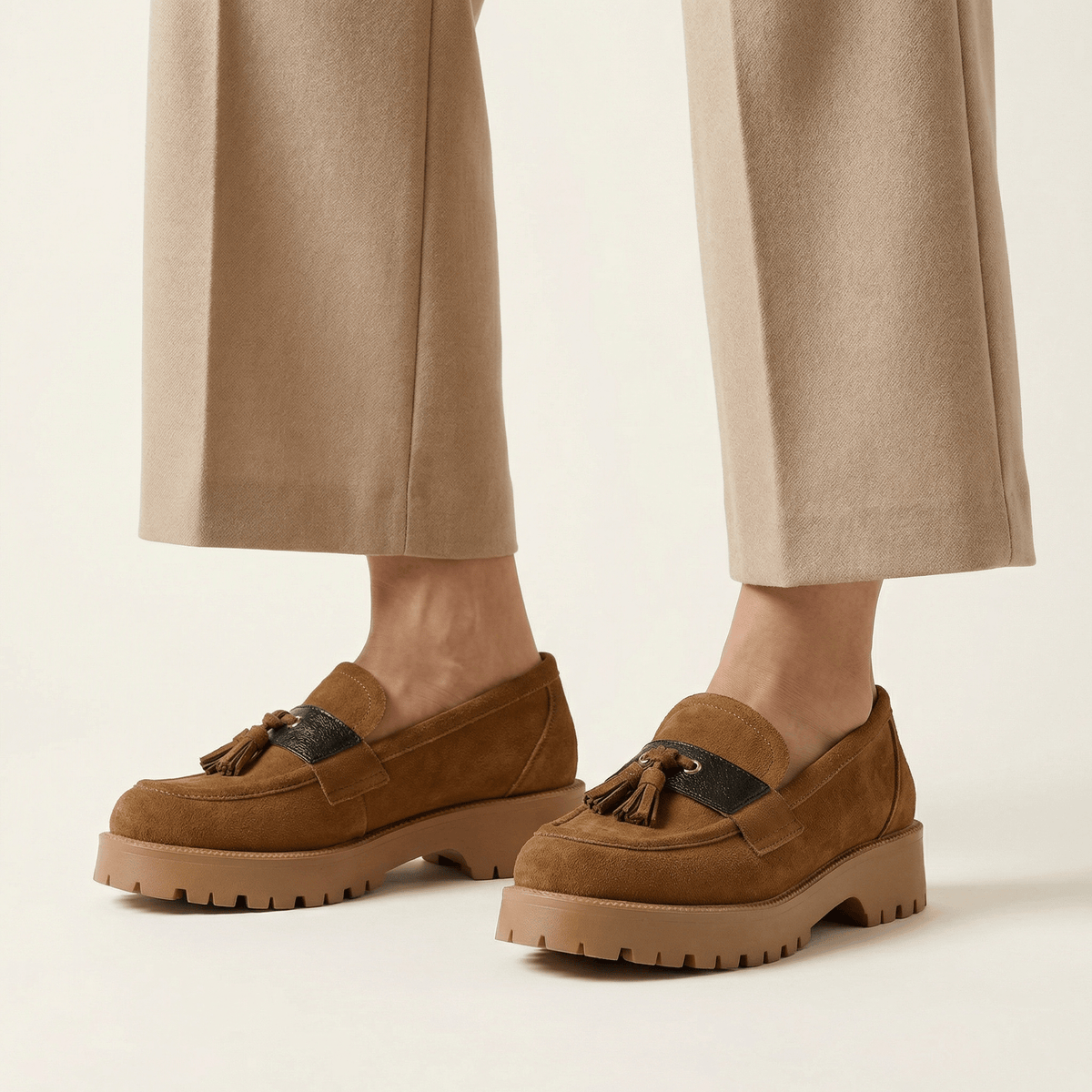 Women's Suede Platform Tassel Loafer