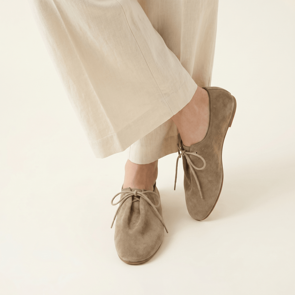 Women's Soft Suede Lace-Up Loafer
