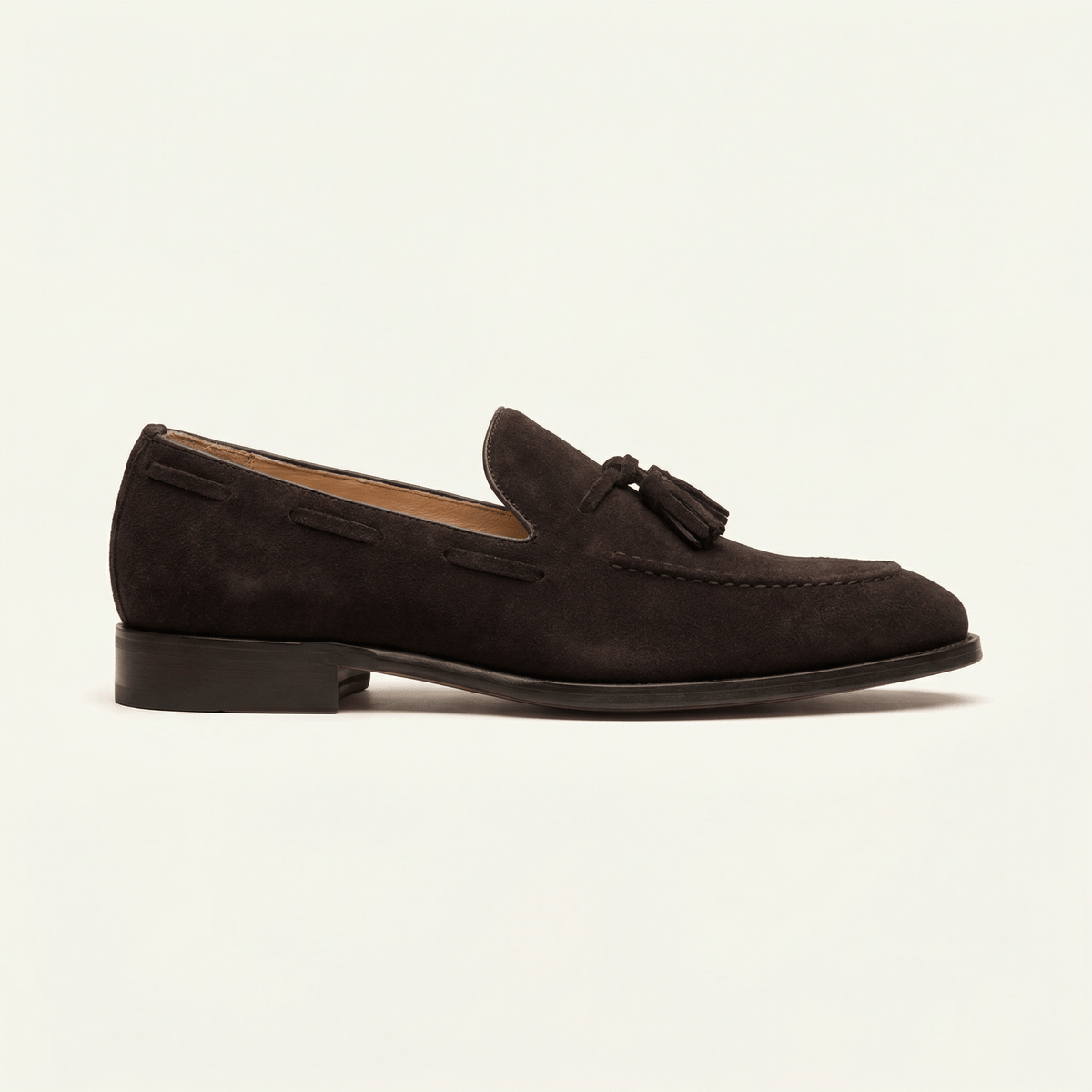 Men's Heeled Suede Tassel Loafer