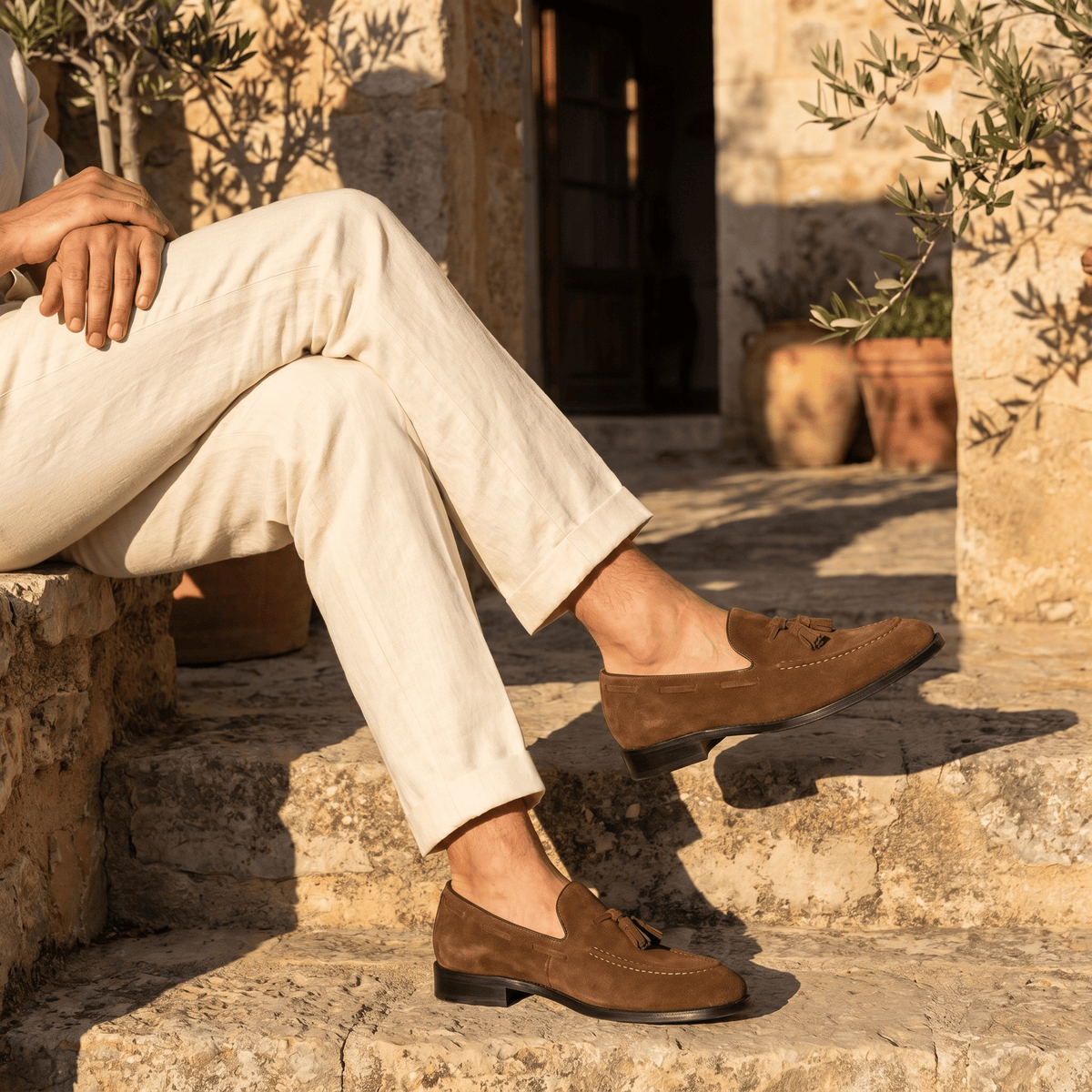 Men's Heeled Suede Tassel Loafer