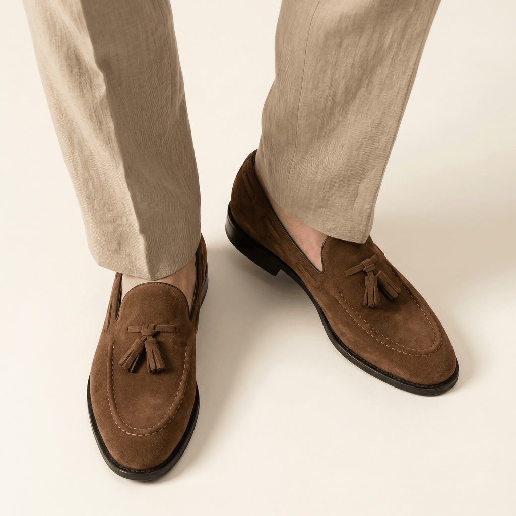 Men's Heeled Suede Tassel Loafer