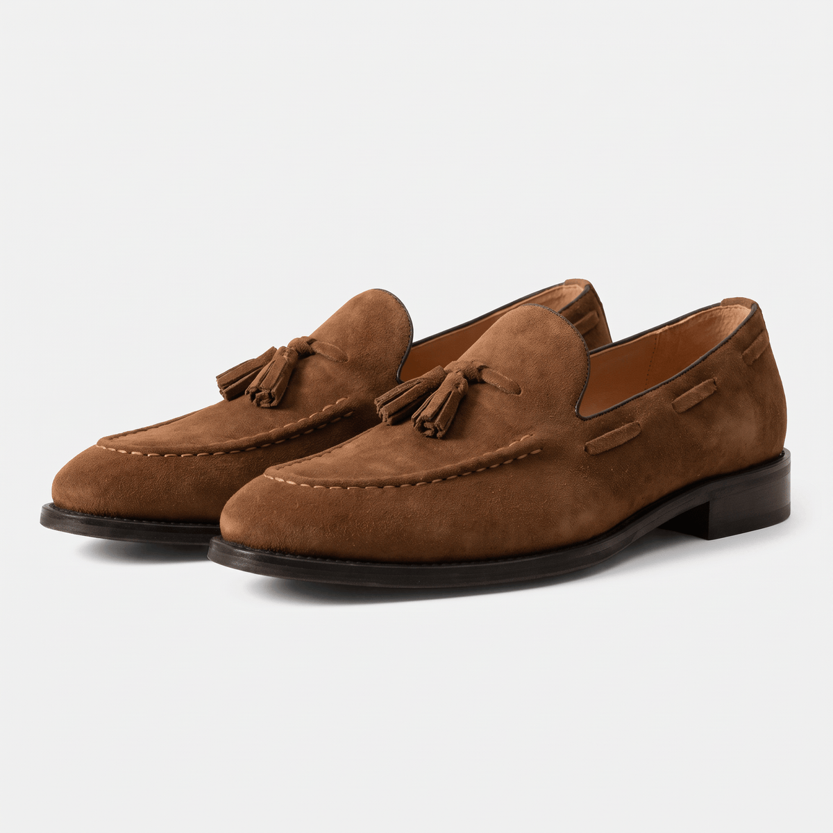 Men's Heeled Suede Tassel Loafer