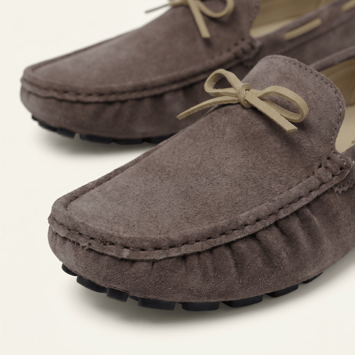 Men's Classic Bow Driving Loafer