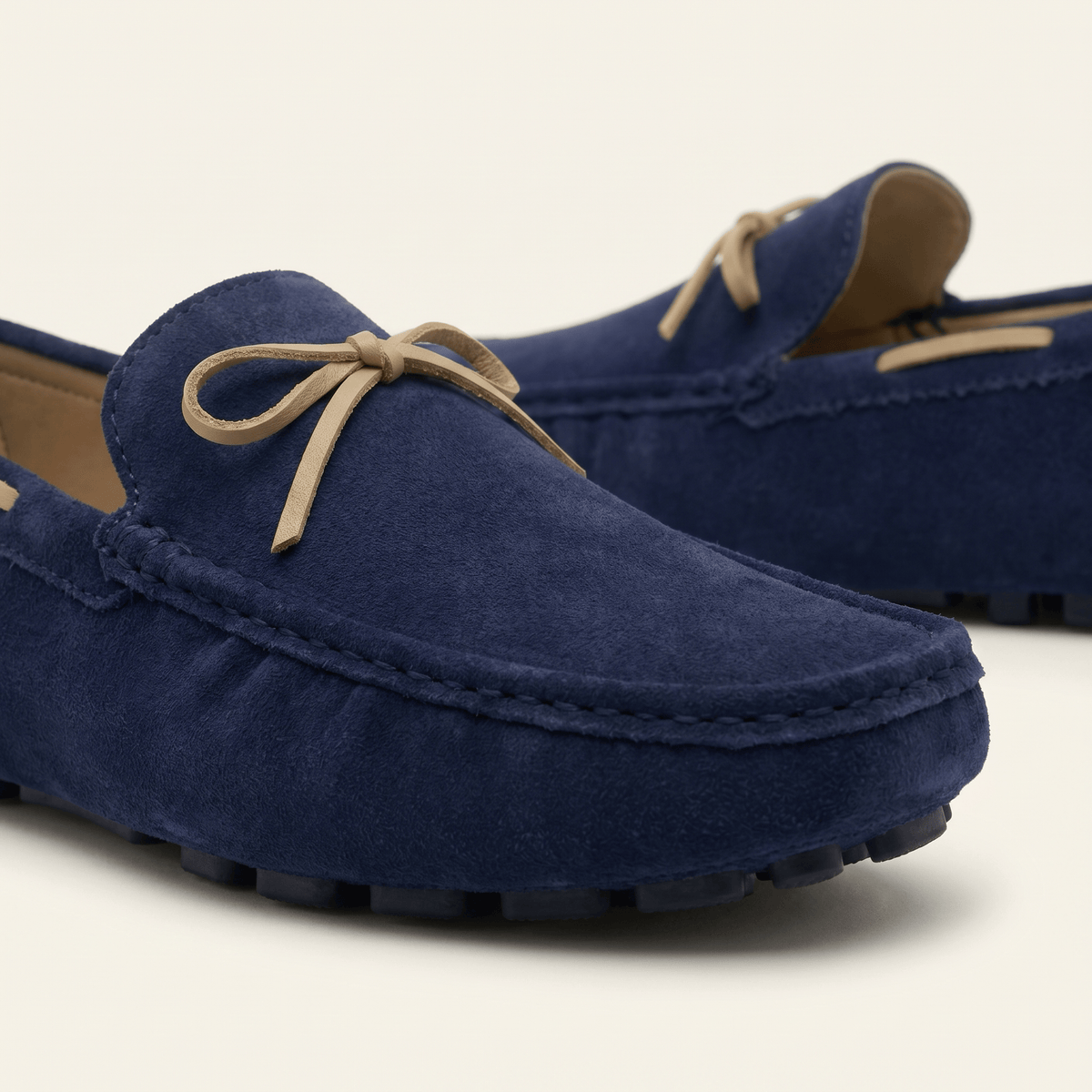 Men's Classic Bow Driving Loafer