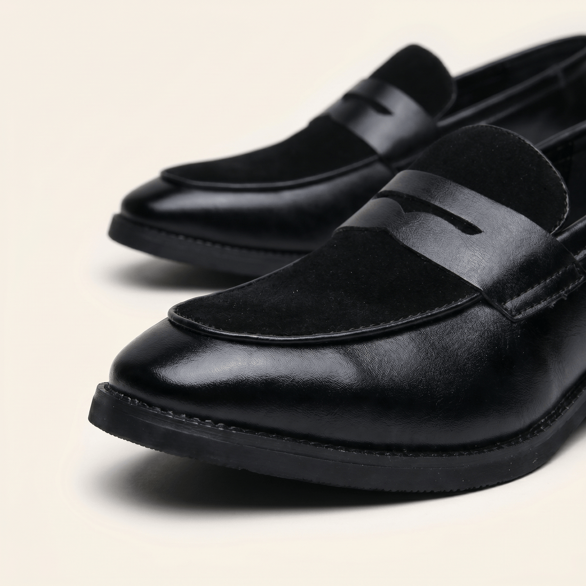 Men's Heeled Velvet Leather Penny Loafer