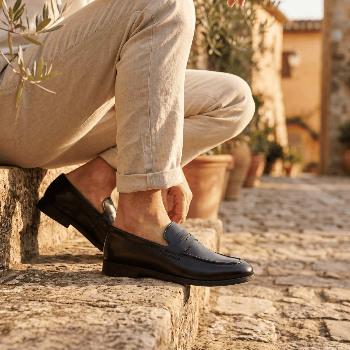 Men's Classic Black Smooth Leather Penny Loafer