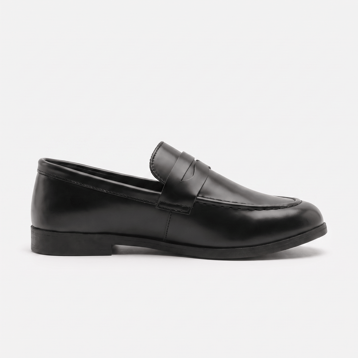 Men's Classic Black Smooth Leather Penny Loafer