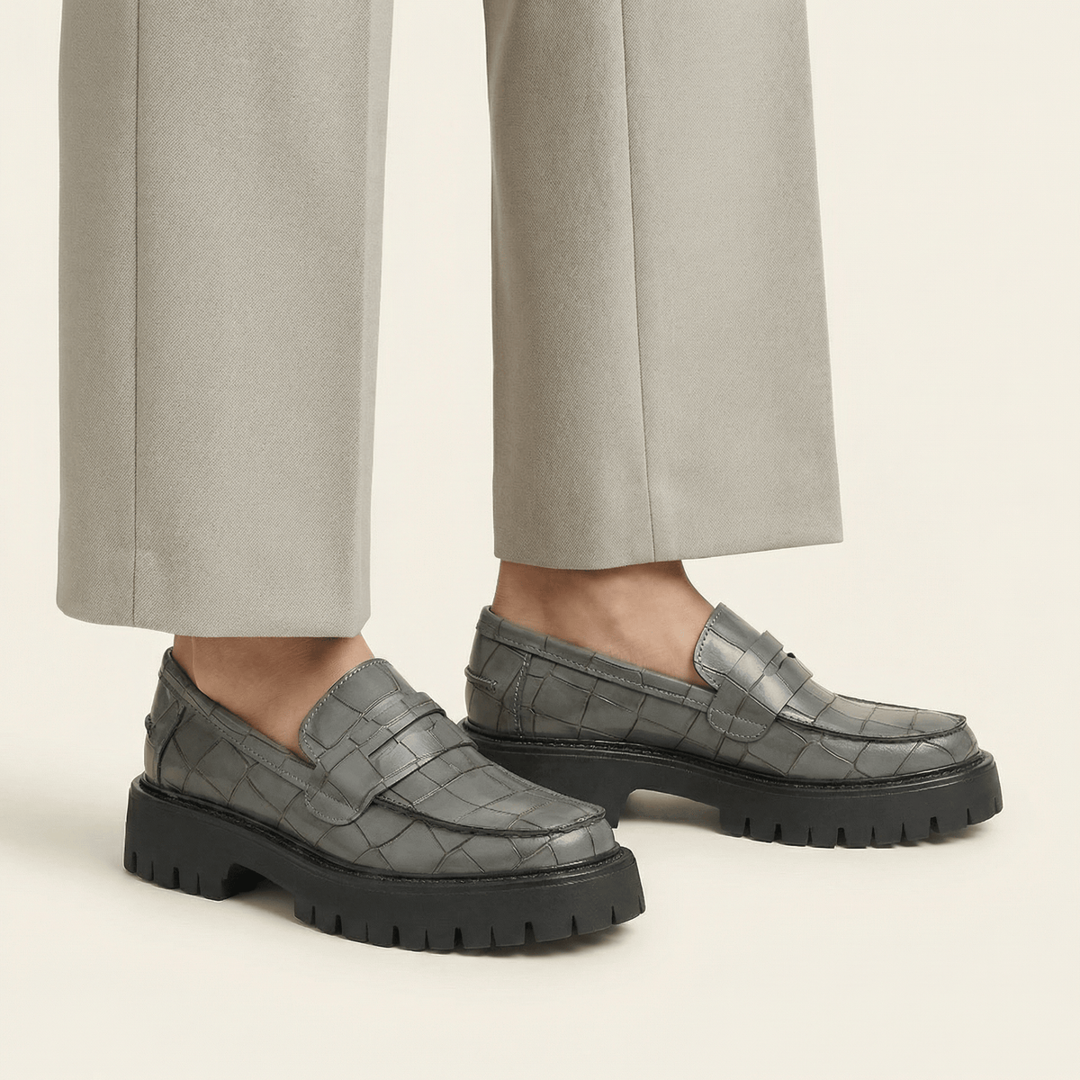 Women's Croc-Embossed Leather Platform Loafer